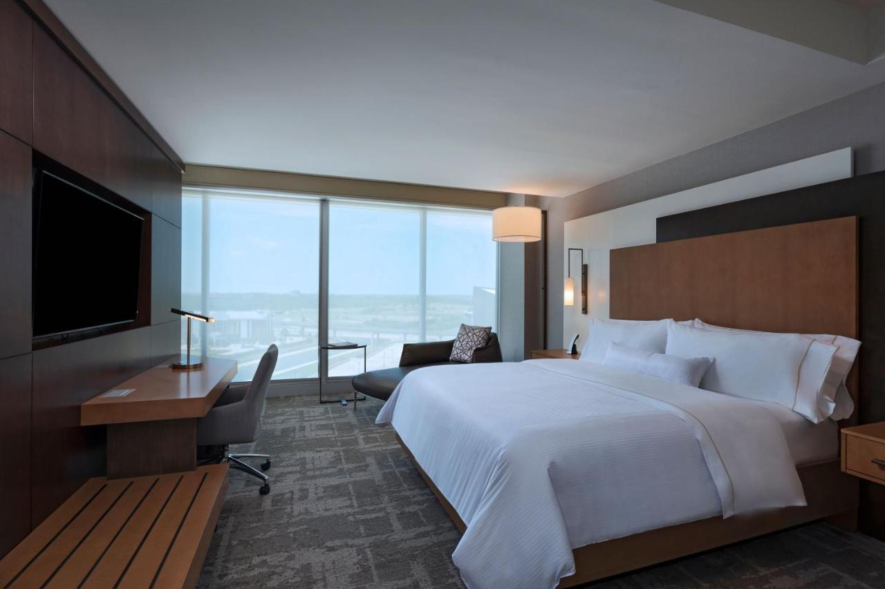 The Westin Irving Convention Center At Las Colinas Exterior photo