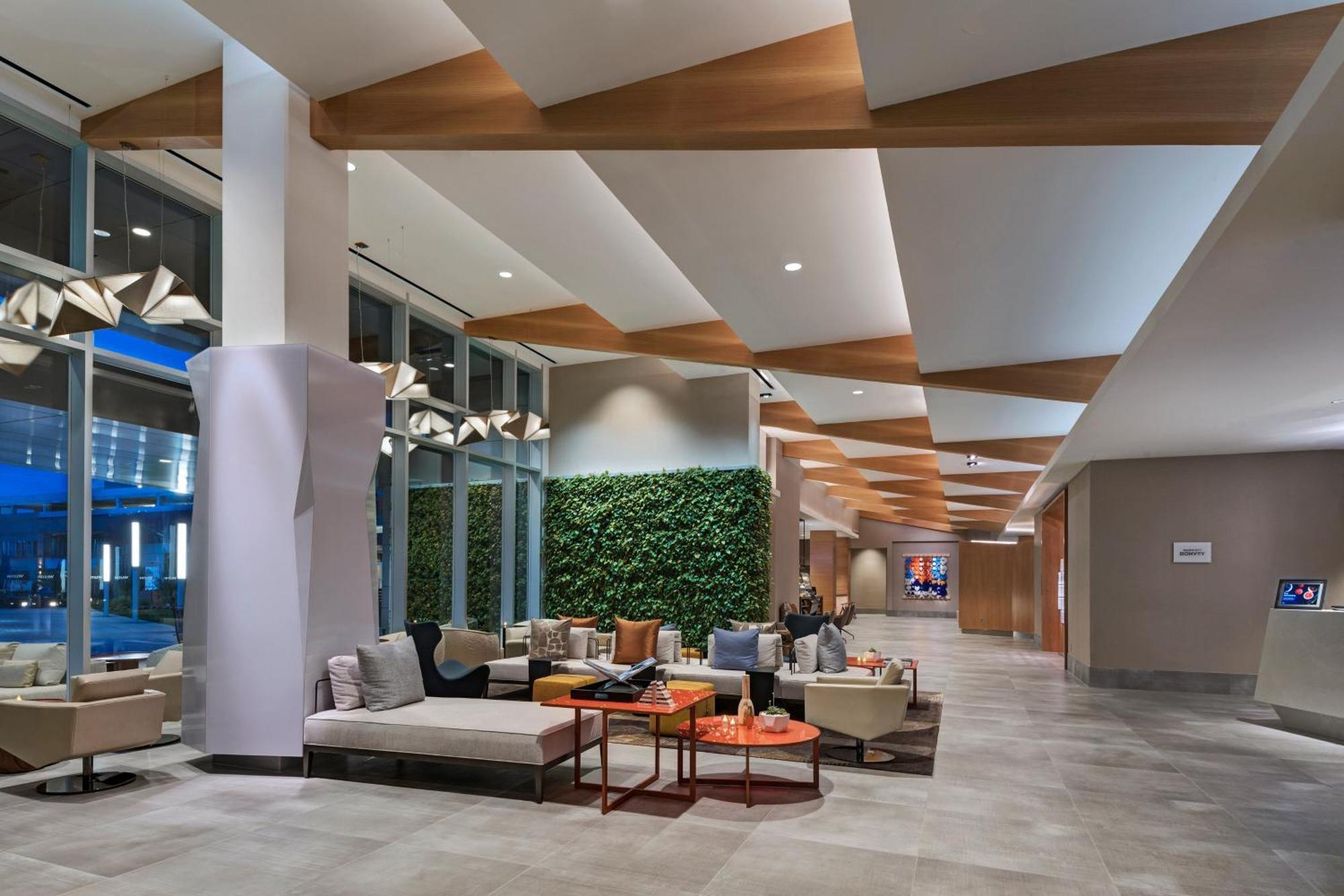 The Westin Irving Convention Center At Las Colinas Exterior photo