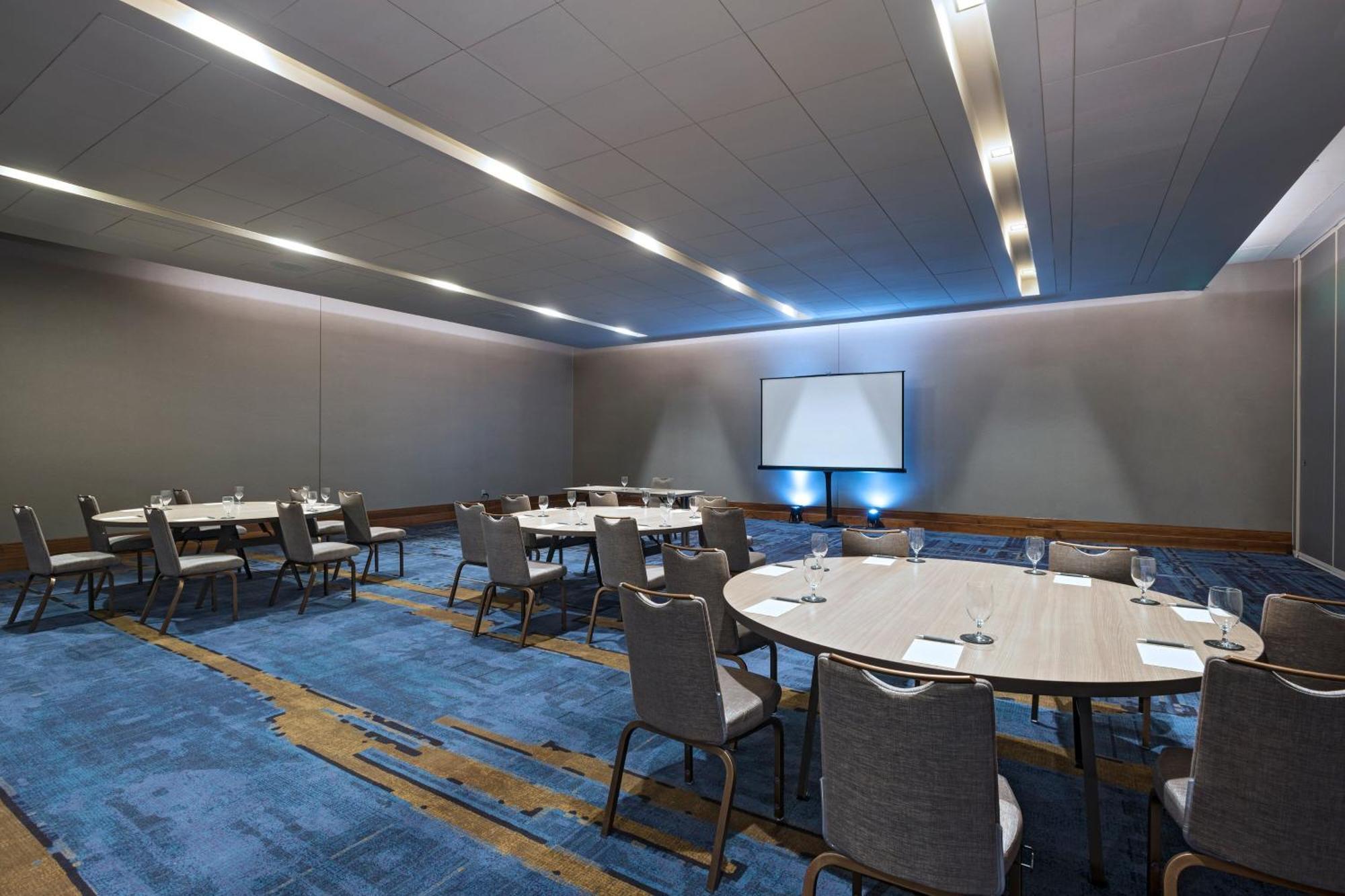 The Westin Irving Convention Center At Las Colinas Exterior photo