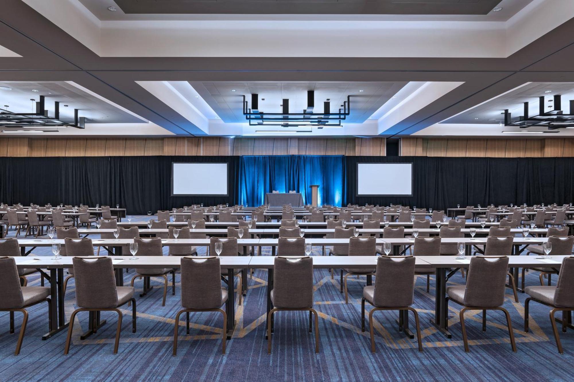 The Westin Irving Convention Center At Las Colinas Exterior photo