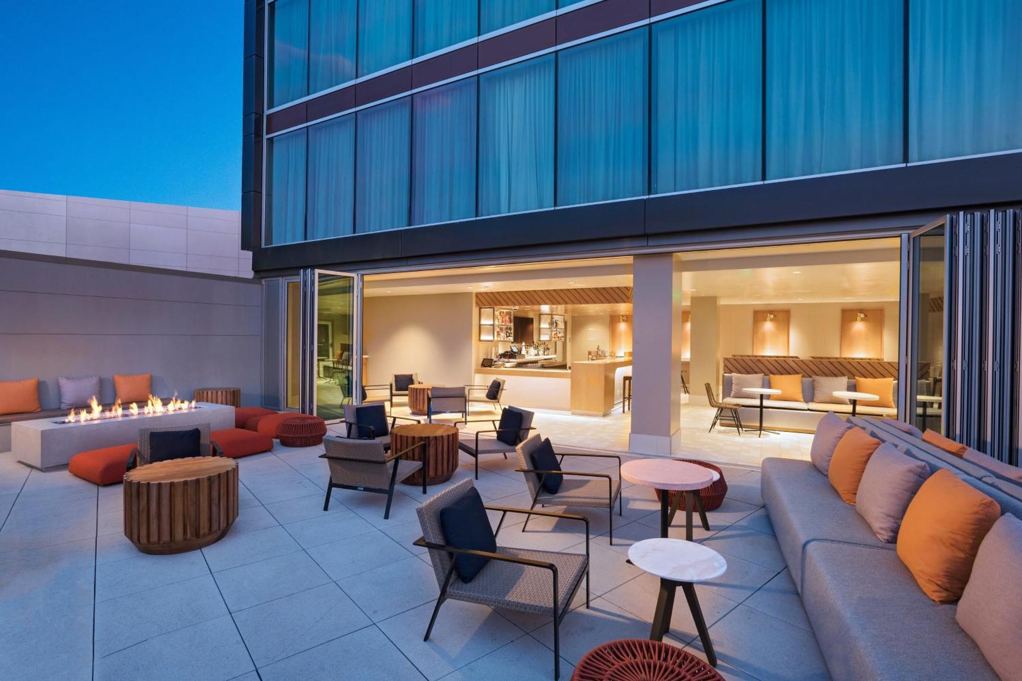 The Westin Irving Convention Center At Las Colinas Exterior photo