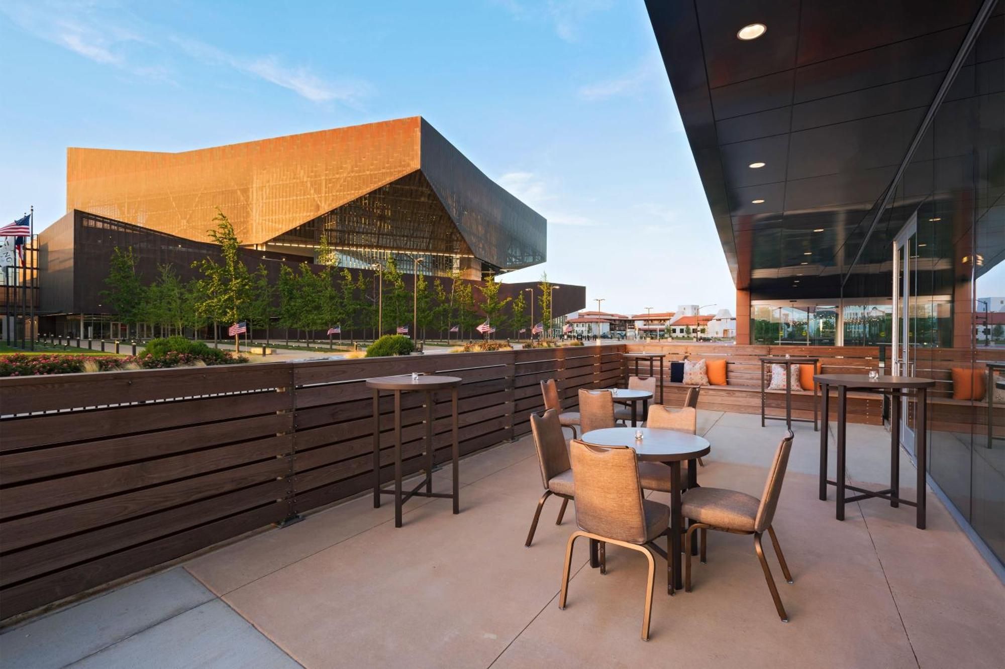 The Westin Irving Convention Center At Las Colinas Exterior photo