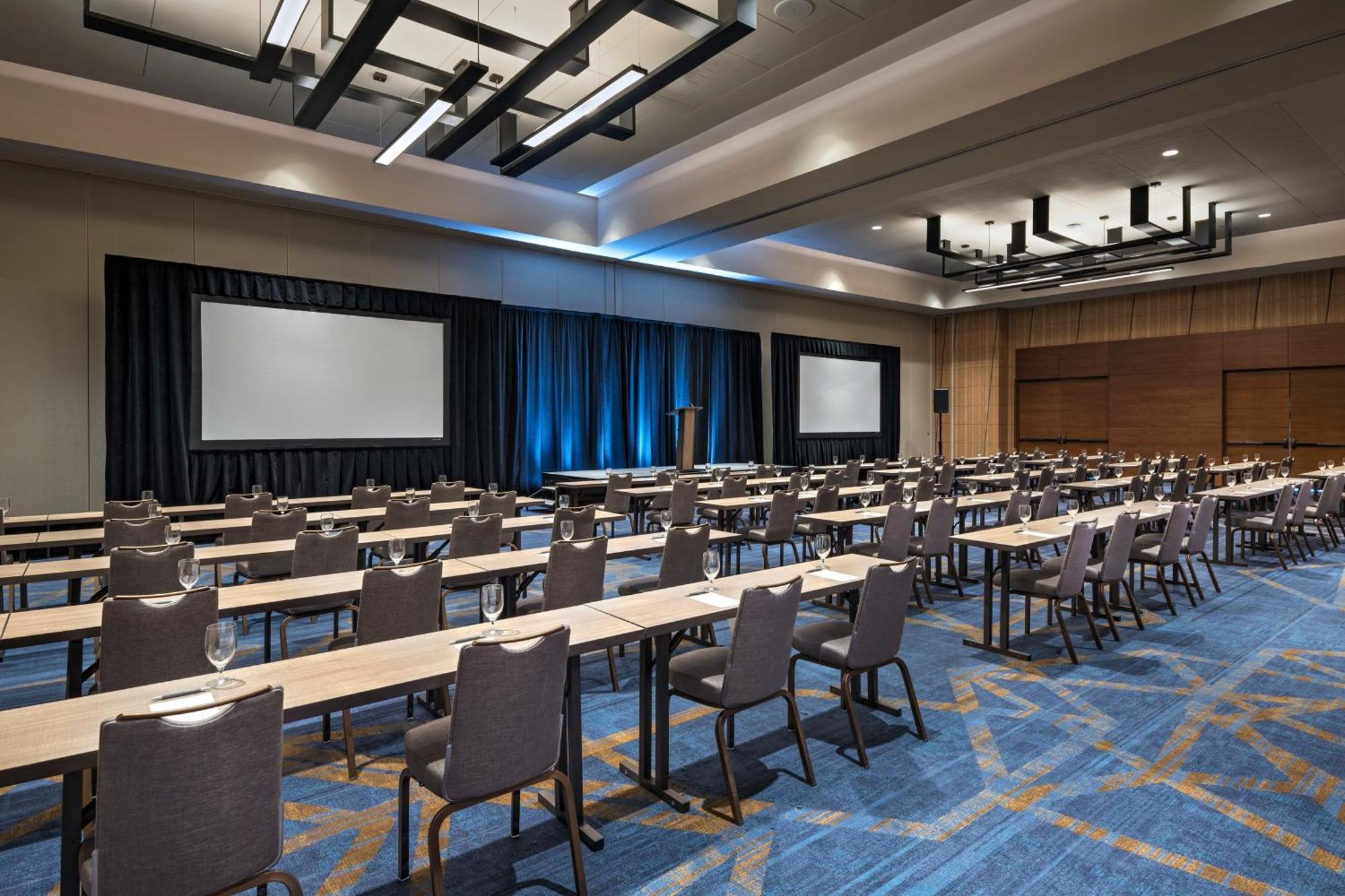 The Westin Irving Convention Center At Las Colinas Exterior photo